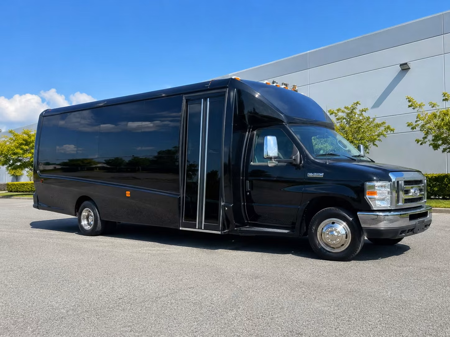 what to expect on a cary prom party bus rental